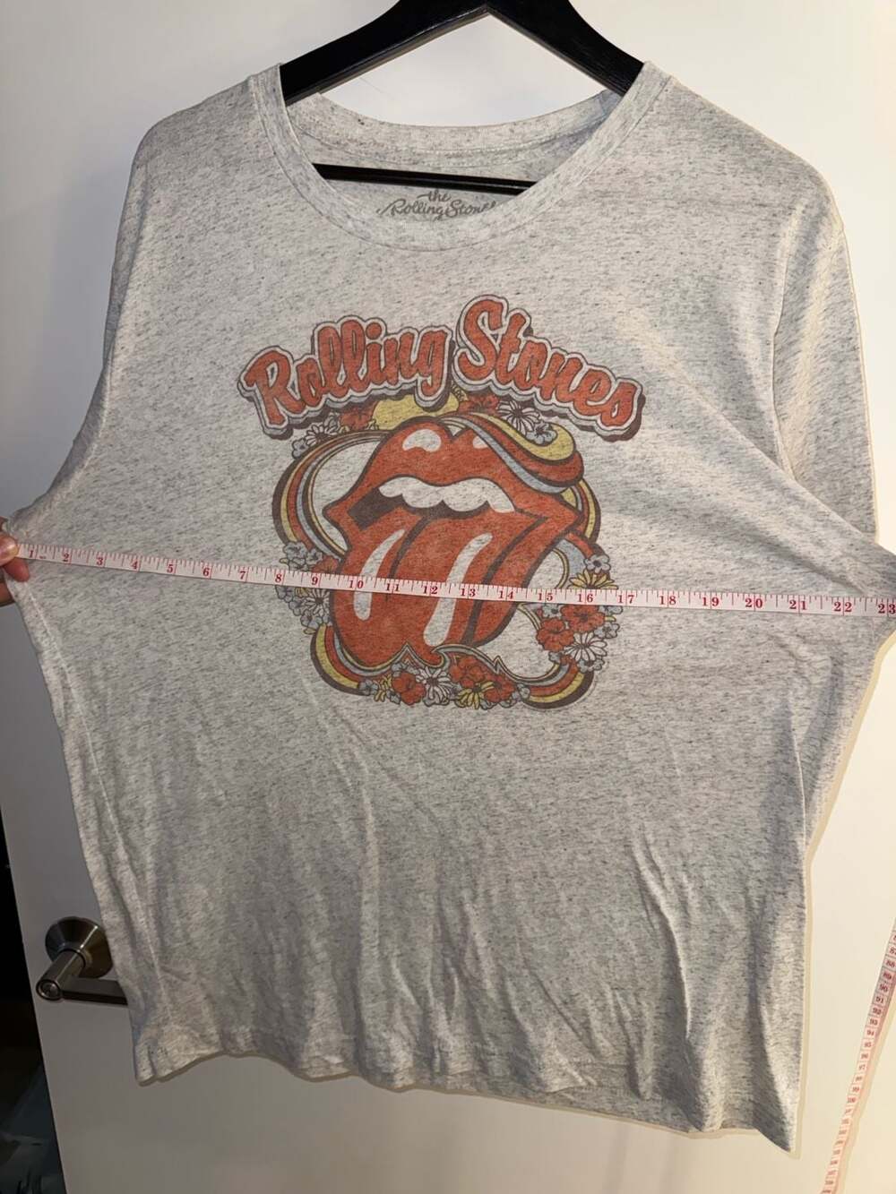 The Rolling Stones Graphic T-Shirt Gray Size Large - Picture 5 of 6